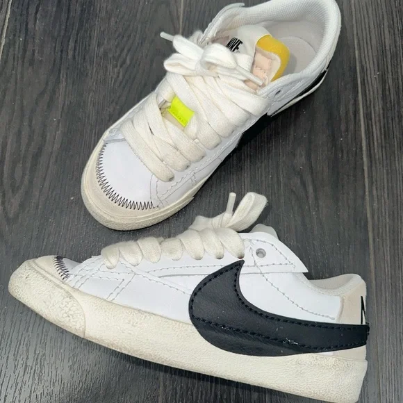 Nike Low Blazers - Picture 6 of 6